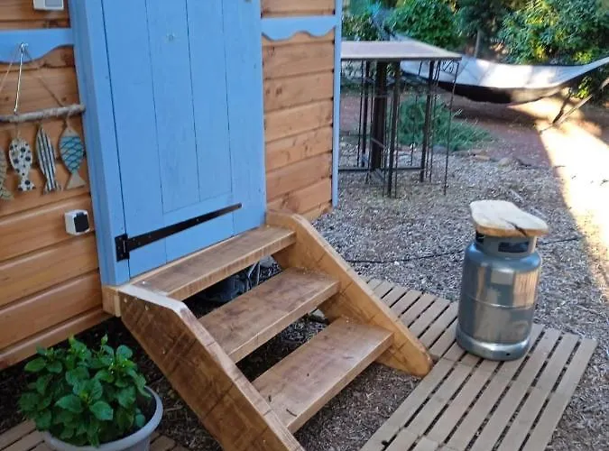 La Roulotte A Juju Сasa de vacaciones Le Bosc (Herault)